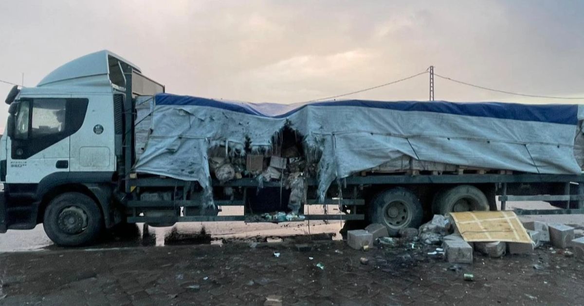 Israel Bantu Geng Penjarah dan Serang Konvoi Truk Bantuan Kemanusiaan ke Gaza, Enam Orang Tewas